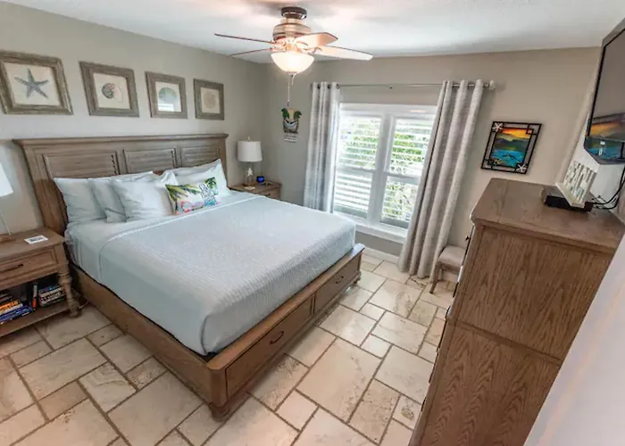 Sun Sation Upscale Oceanfront Corner Unit * Clearwater Beach