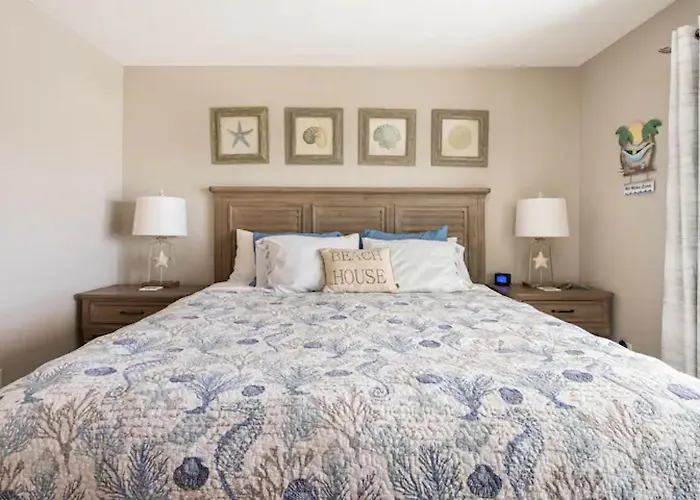 Sun Sation Upscale Oceanfront Corner Unit Holiday home *